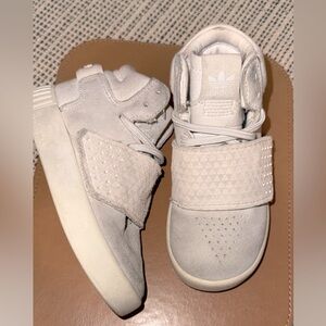 tubular adidas toddler shoes size 7